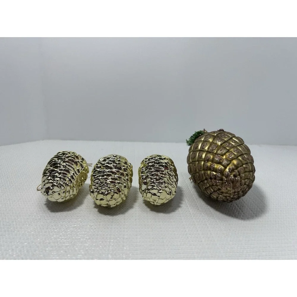 4 Vintage Pinecone Christmas Holiday Tree Ornaments Granny‎ Core Country Core